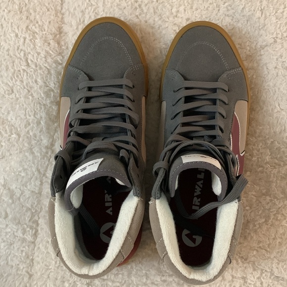 Men’s Airwalk Aurora3 Navy Red and Cream. Size 12. New with box. - Picture 10 of 10